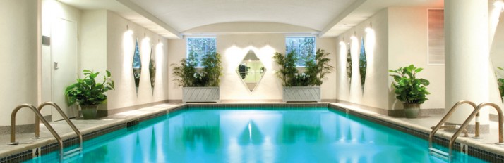 Vanderbilt_pool_770x250