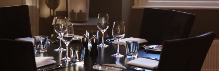 restaurant-table