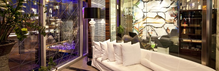 19 Cigar room