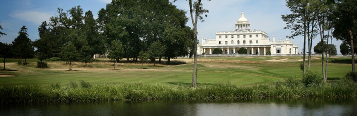 1 Mansion and Lake