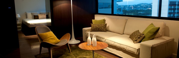 Diamant Sydney Apartments 1BR living area2