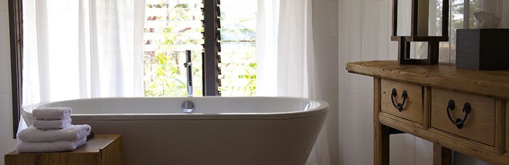 0000036336_HBathroomMMS_PrettyBeach_00