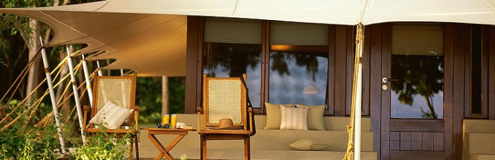 0000046985_2HeaderTent-and-chairs1