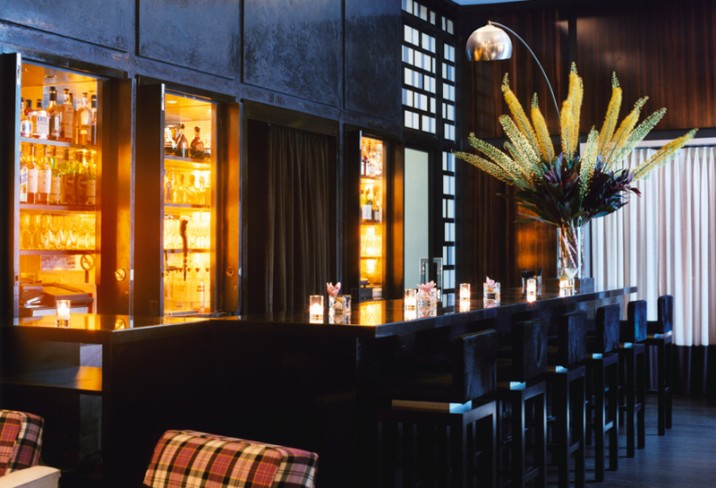 Mr & Mrs Smith - Thompson bar