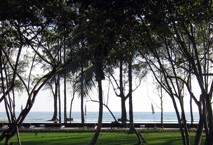 Mr & Mrs Smith - Beachfront View Superior view