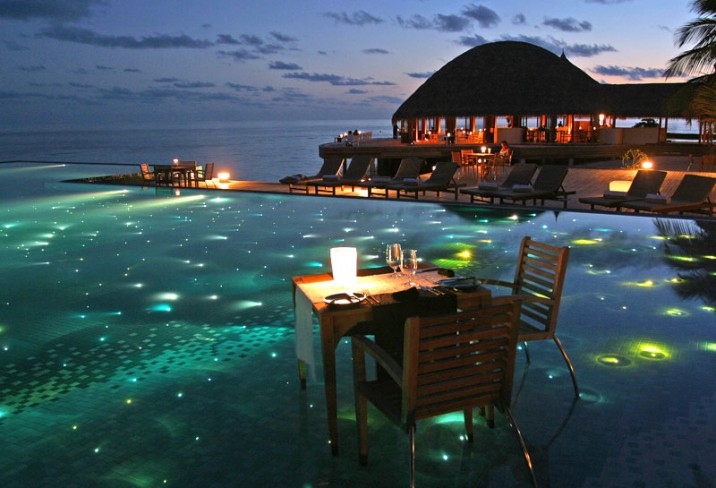 Mr & Mrs Smith - Private poolside dining experience
