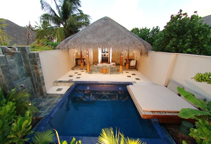 Mr & Mrs Smith - Deluxe Beach Bungalow pool