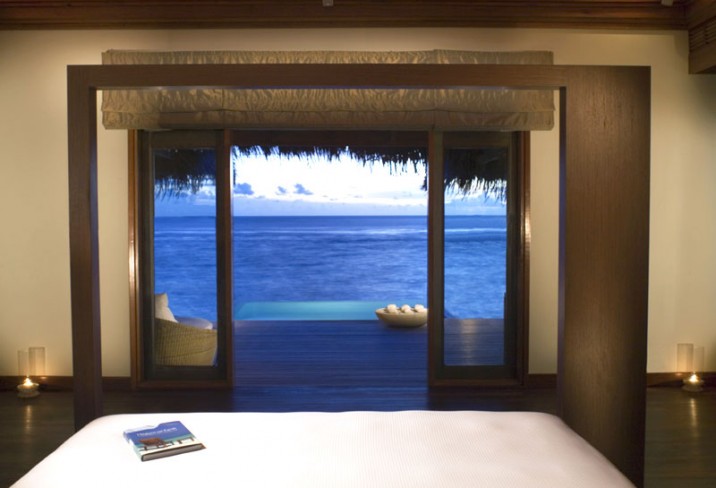 Mr & Mrs Smith - Ocean Bungalow view
