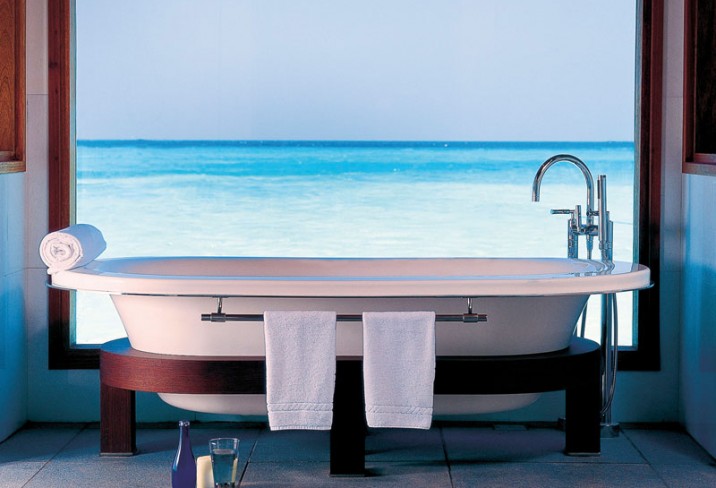 Mr & Mrs Smith - Lagoon Bungalow bathroom