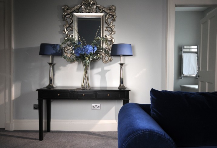 Mr & Mrs Smith - Towers Bedroom