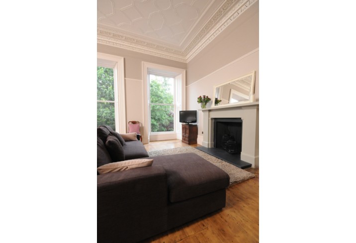 Mr & Mrs Smith - Drawing Room