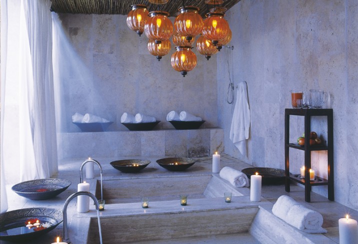 Mr & Mrs Smith - Spa baths