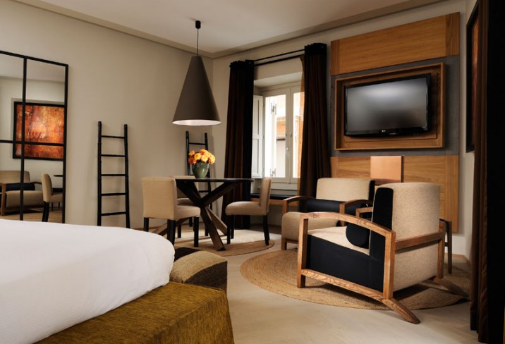 Mr & Mrs Smith - Bedroom