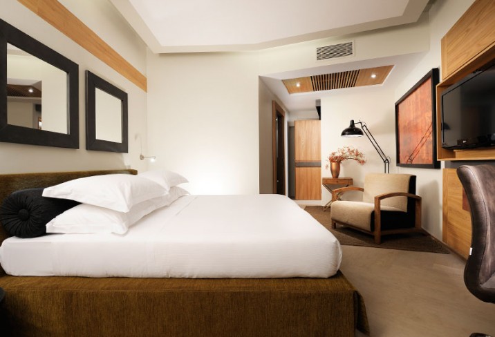 Mr & Mrs Smith - Bedroom