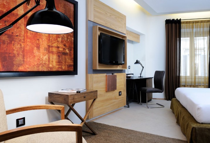 Mr & Mrs Smith - Bedroom