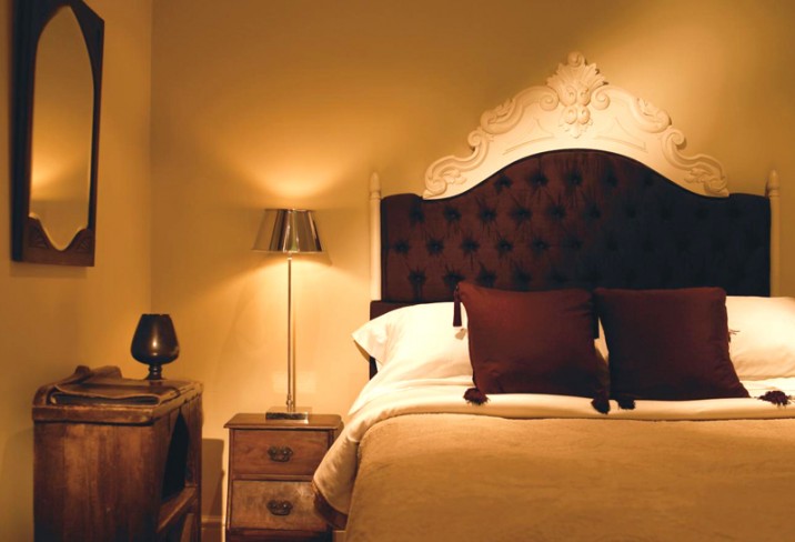 Mr & Mrs Smith - Bedroom
