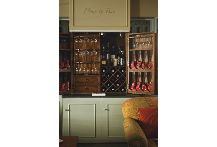 Mr & Mrs Smith - Honesty bar in the lounge