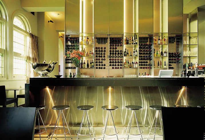 Mr & Mrs Smith - Joseph's bar