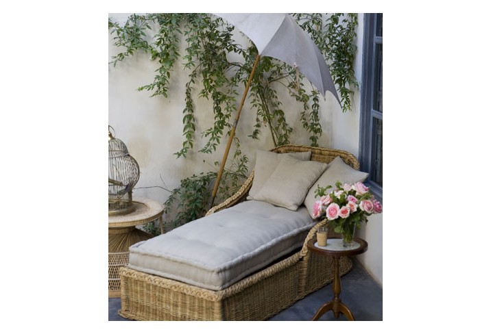Mr & Mrs Smith - Outdoor lounger