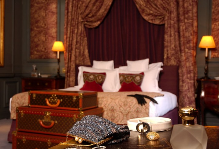 Mr & Mrs Smith - Bedroom