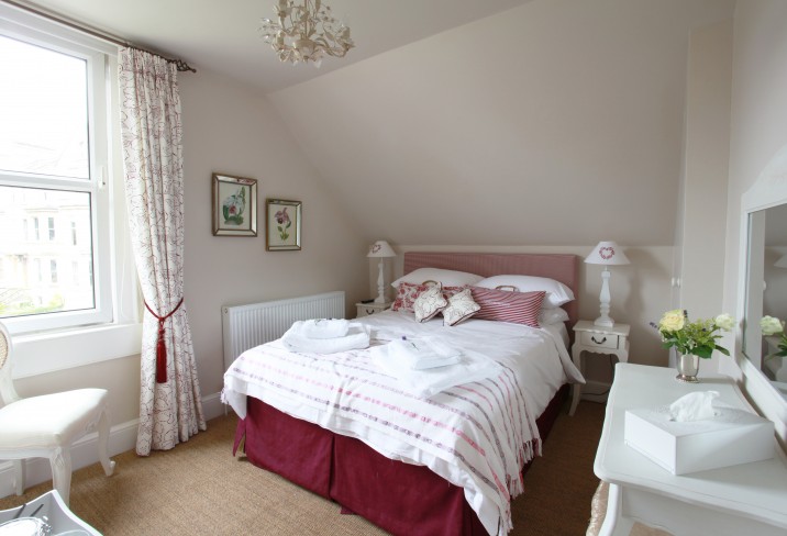 Mr & Mrs Smith - Classic Double Room (Bedroom 4)