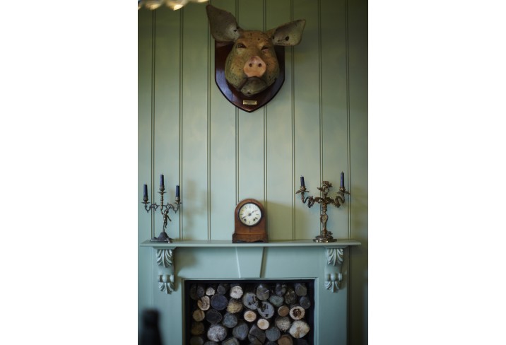 Mr & Mrs Smith - Fireplace detail