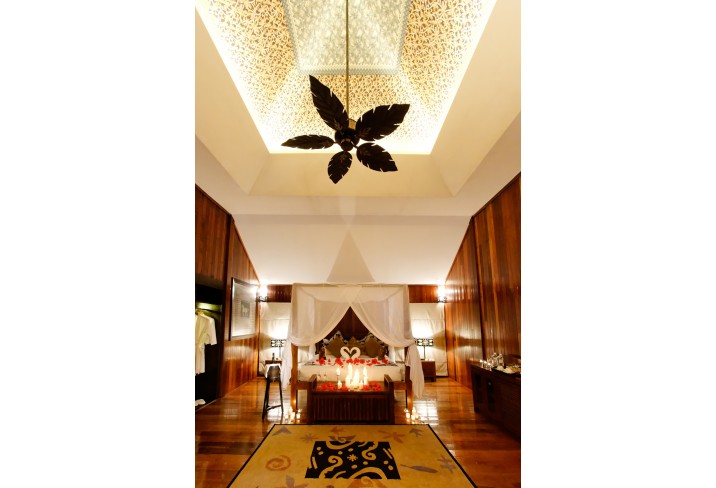 Mr & Mrs Smith - Tree House Villa 