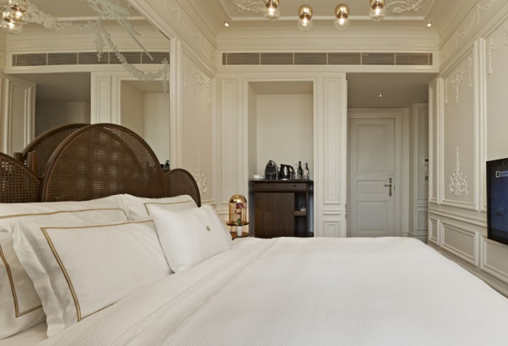 Mr & Mrs Smith - Superior Room