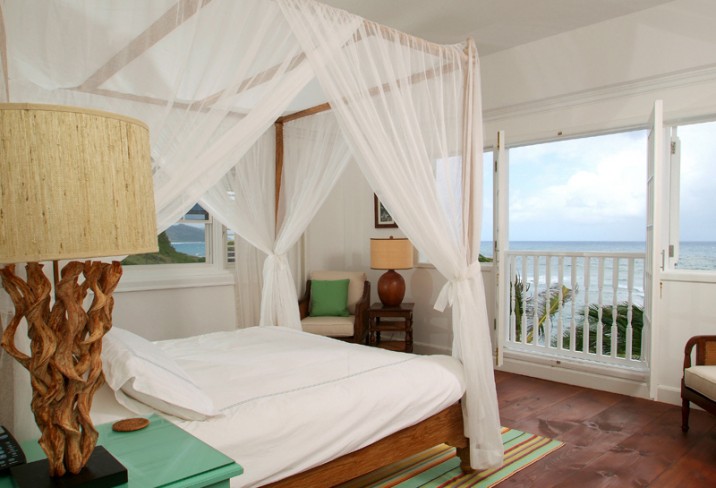 Mr & Mrs Smith - Bedroom