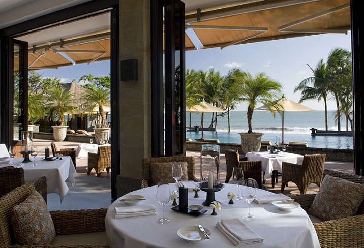 Mr & Mrs Smith - Restaurant at the Legian