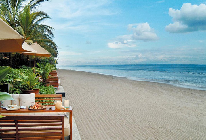 Mr & Mrs Smith - Seminyak beach from the Legian