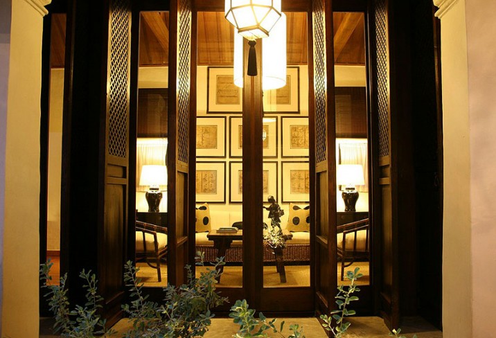 Mr & Mrs Smith - Suite entrance