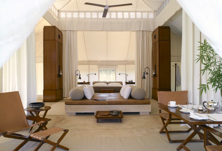 Mr & Mrs Smith - Tent entrance