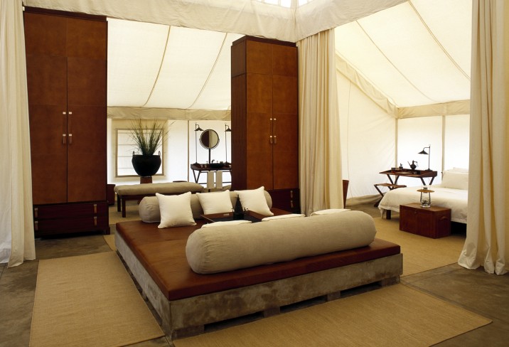 Mr & Mrs Smith - Day bed