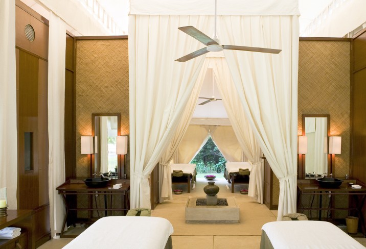 Mr & Mrs Smith - Spa treatment tent