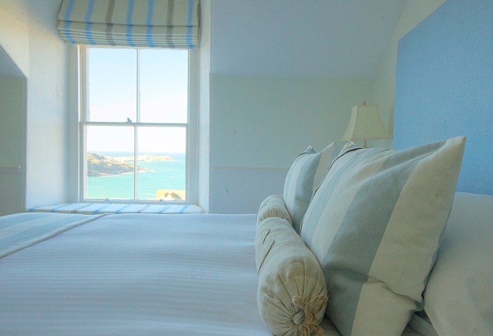 Mr & Mrs Smith - Porthcurno room