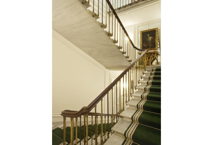 Mr & Mrs Smith - Stairwell