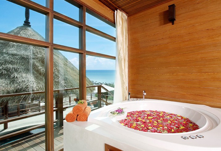 Mr & Mrs Smith - Mayang Sari spa Jacuzzi
