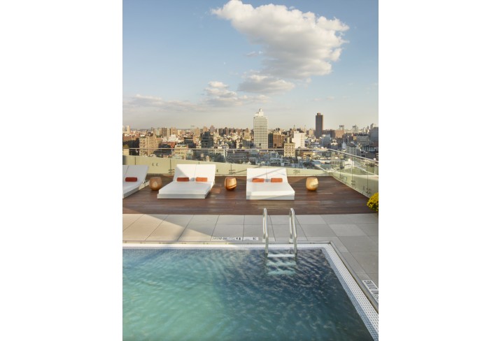 Mr & Mrs Smith - Rooftop pool