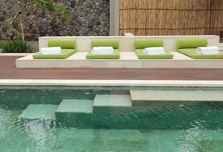 Mr & Mrs Smith - Main pool