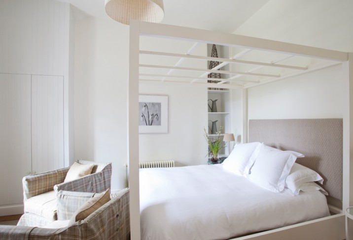 Mr & Mrs Smith - Bedroom