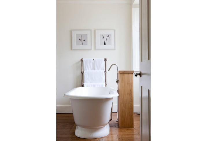 Mr & Mrs Smith - Bathroom