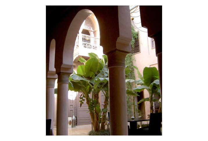 Mr & Mrs Smith - Courtyard