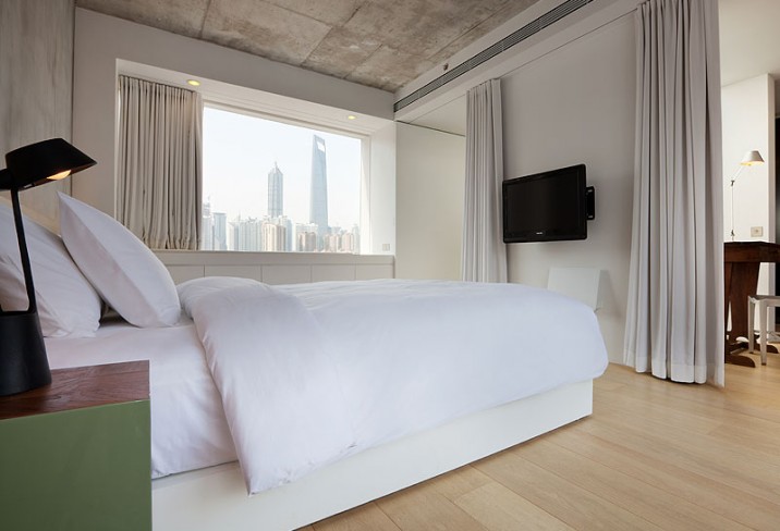 Mr & Mrs Smith - Bund Suite