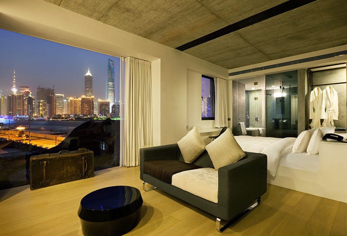 Mr & Mrs Smith - Bund Suite