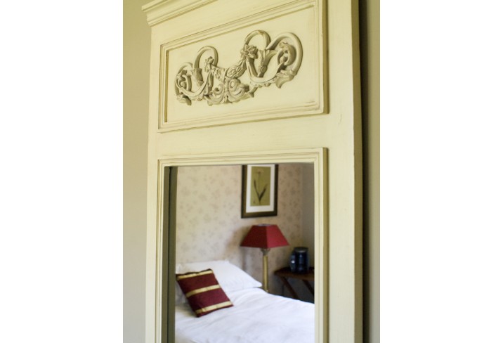 Mr & Mrs Smith - Bedroom