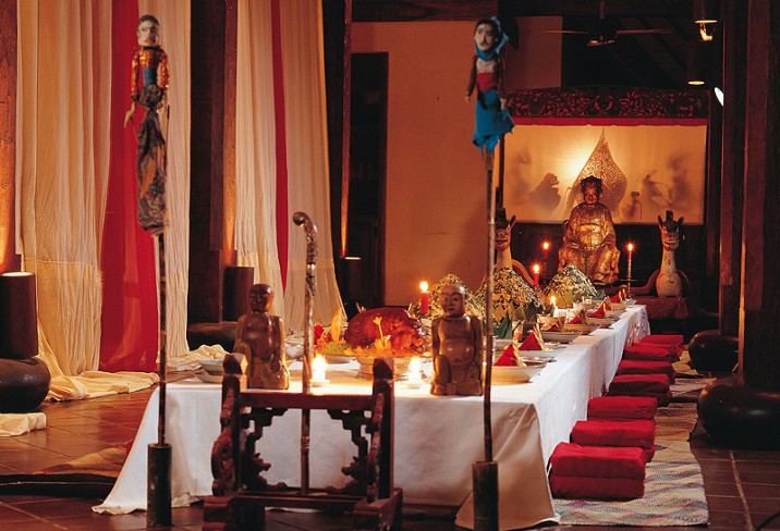 Mr & Mrs Smith - Mak Cho dining