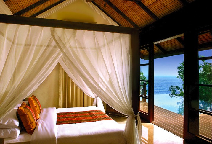 Mr & Mrs Smith - Villa bedroom