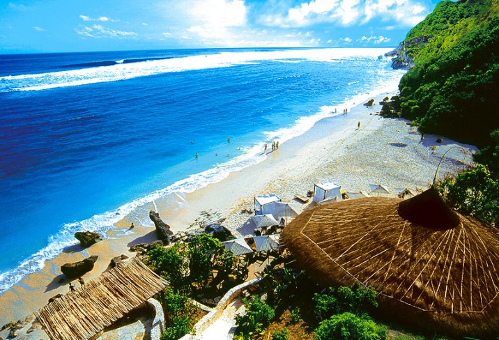Mr & Mrs Smith - Nammos Beach CLub