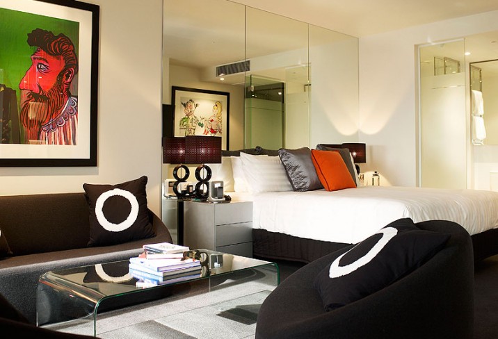 Mr & Mrs Smith - The Cullen Suite